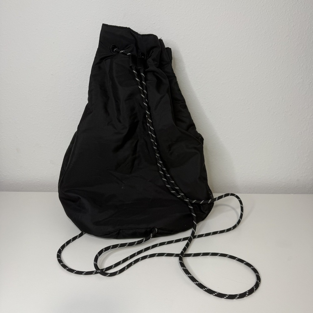 Victoria Secret PINK Draw String Mesh Pocket BAG Backpack BLACK GYM SCHOOL - Picture 2 of 10